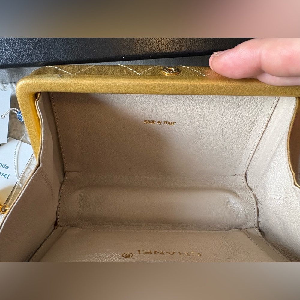 100% Authentic Chanel Classic Clutch with Tassel Quilted Gold Lambskin Leather - Picture 6 of 15